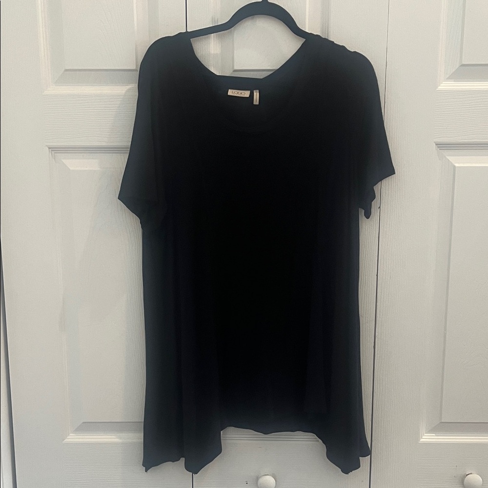 LOGO by Lori Goldstein Black Short Sleeve Tee